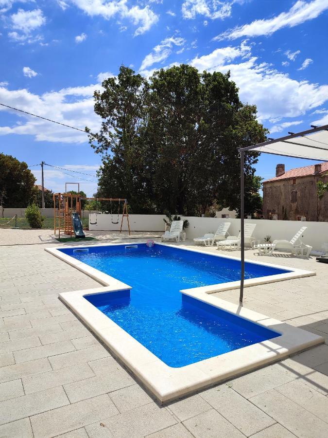 Summer House Nina Apartment Pavicini Bagian luar foto