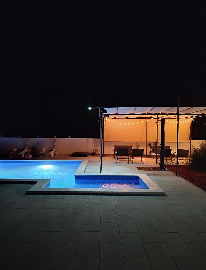 Summer House Nina Apartment Pavicini Bagian luar foto